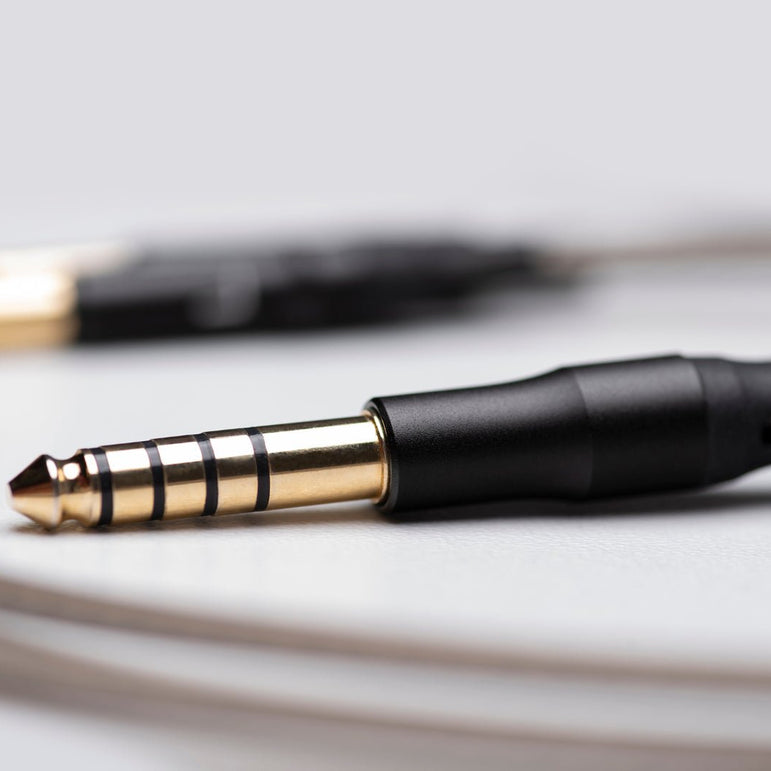 Meze Audio M99C - BBS4.4 päivityskaapeli | Hifikaupat.fi