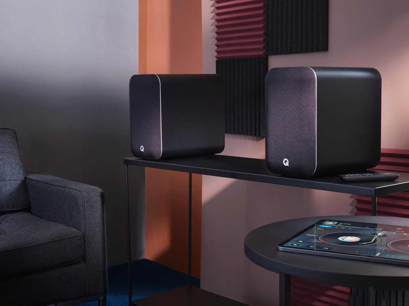 Q Acoustics M20 aktiivikaiutinpari | Hifikaupat.fi