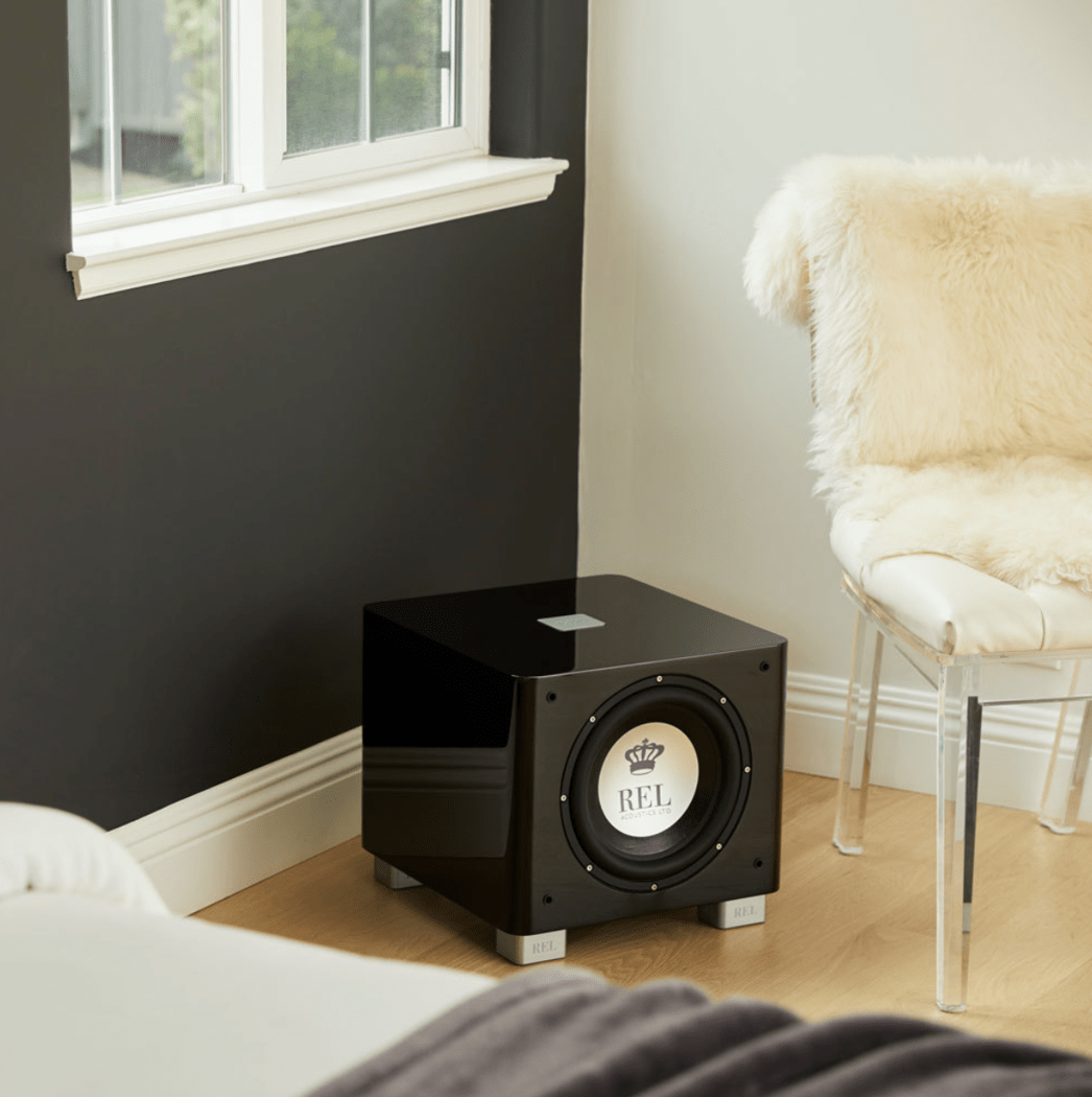 REL T/7x aktiivinen subwoofer | Hifikaupat.fi